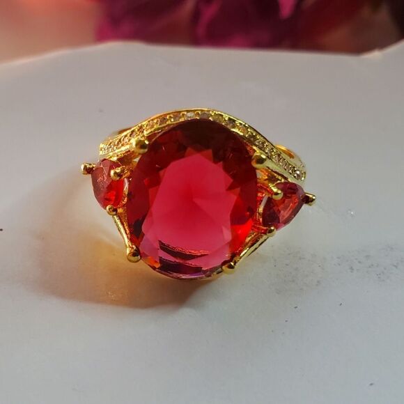 Oval Cut Ruby & White Topaz  Cocktail  Ring 14K Gold on 925 Band - Picture 3 of 9